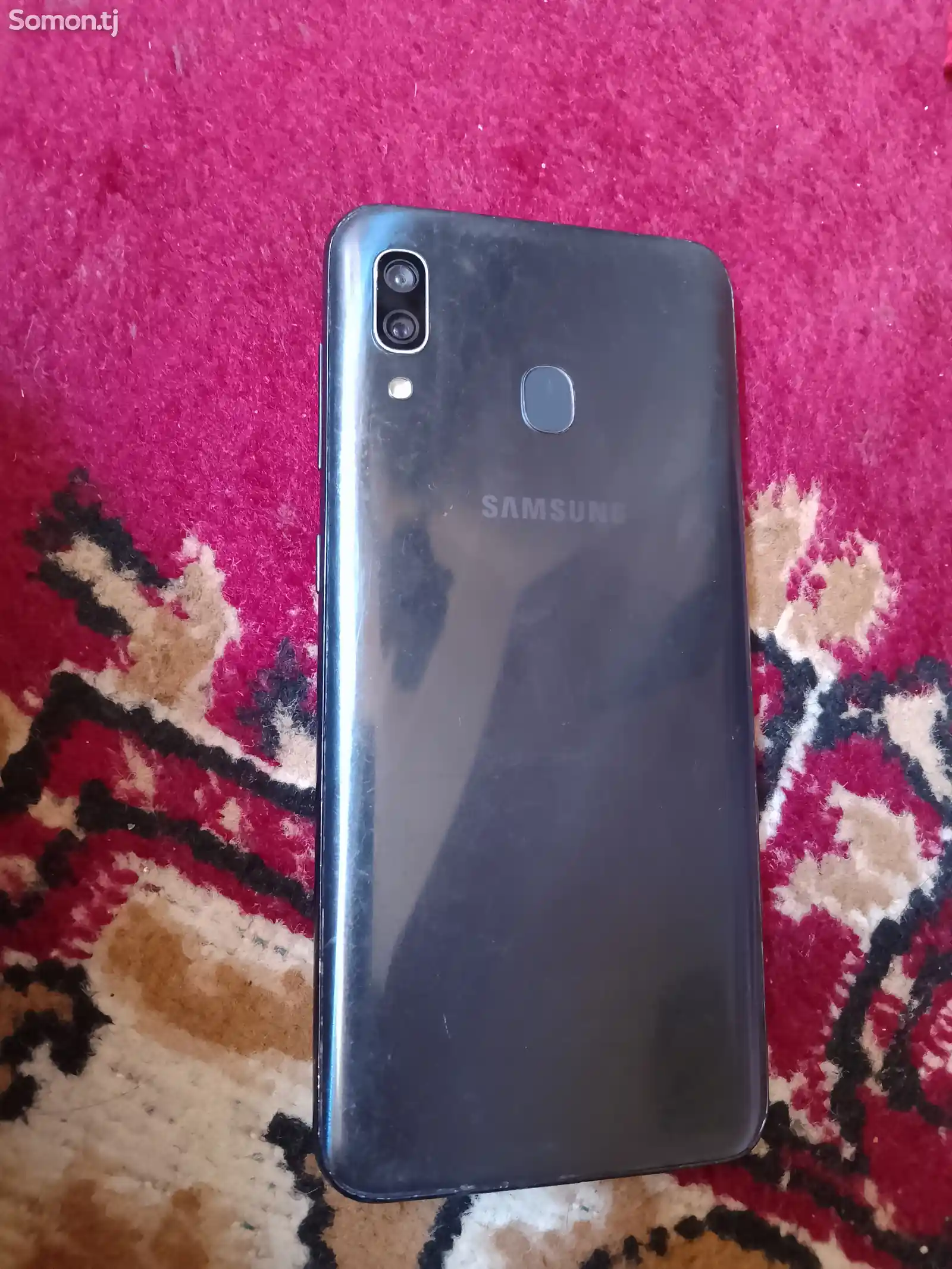 Samsung Galaxy A30