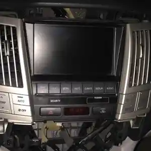 Монитор от Lexus RX350