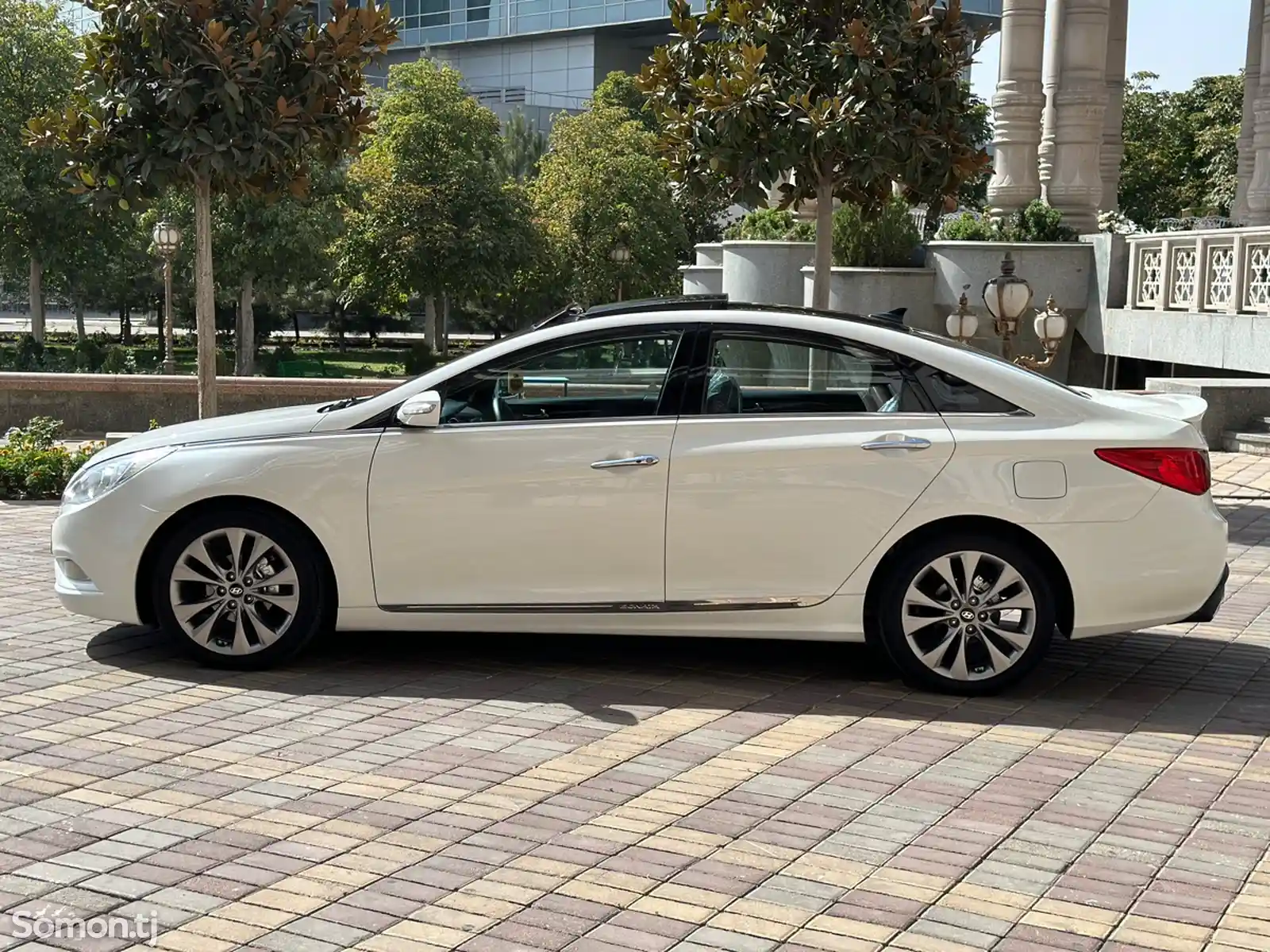 Hyundai Sonata, 2010-9