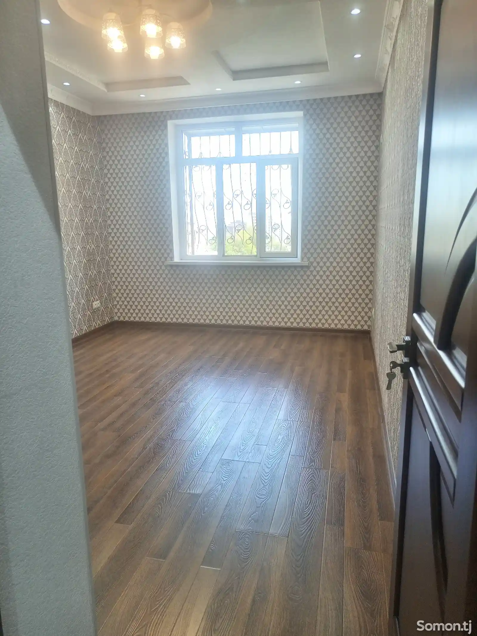 4-комн. квартира, 6 этаж, 97 м², Бозорчаи Зарафшон н.Сино-9