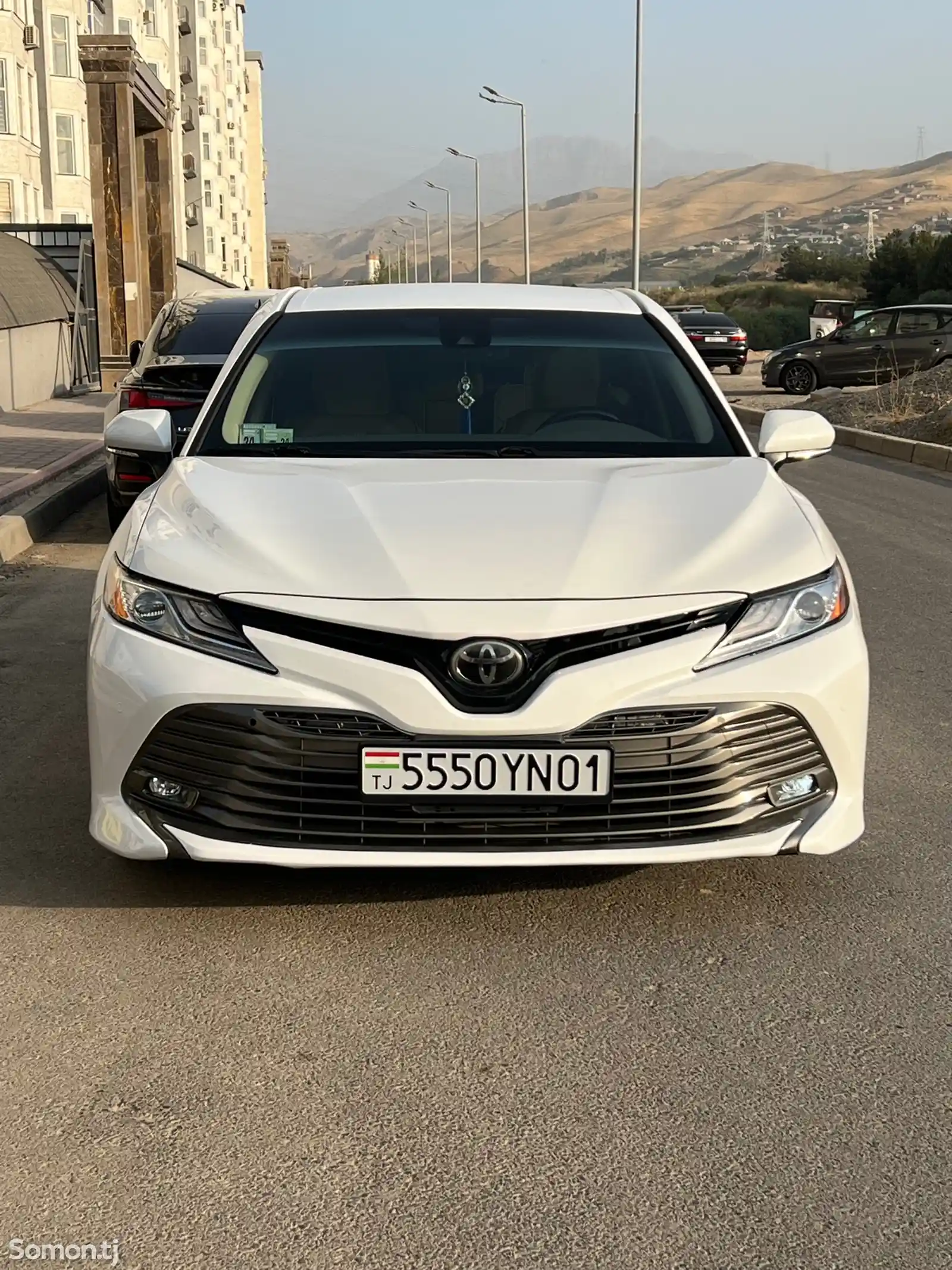 Toyota Camry, 2018-5