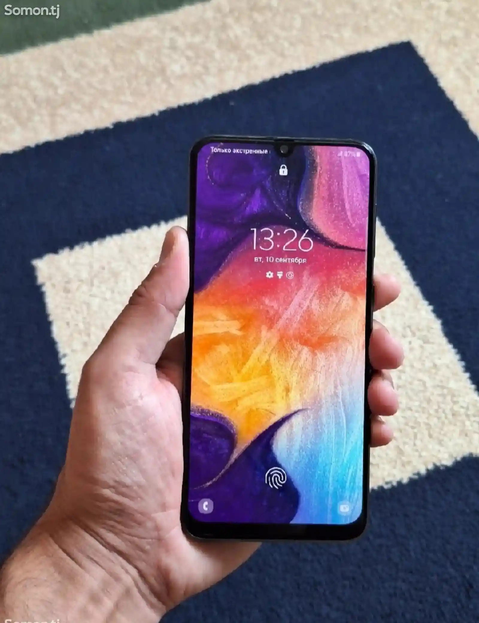 Samsung Galaxy A50 4/64gb-2