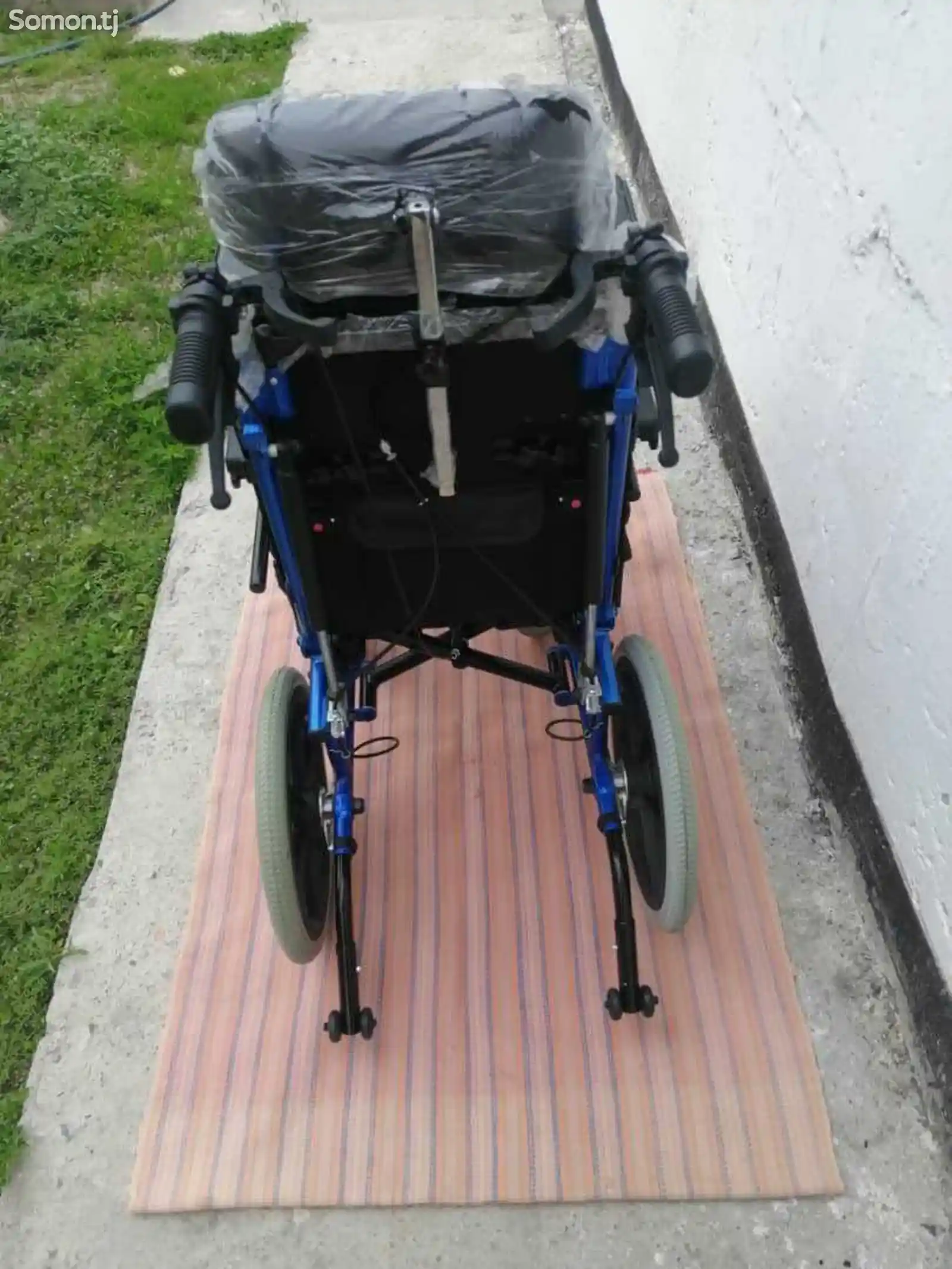 Детская инвалидная коляска-8