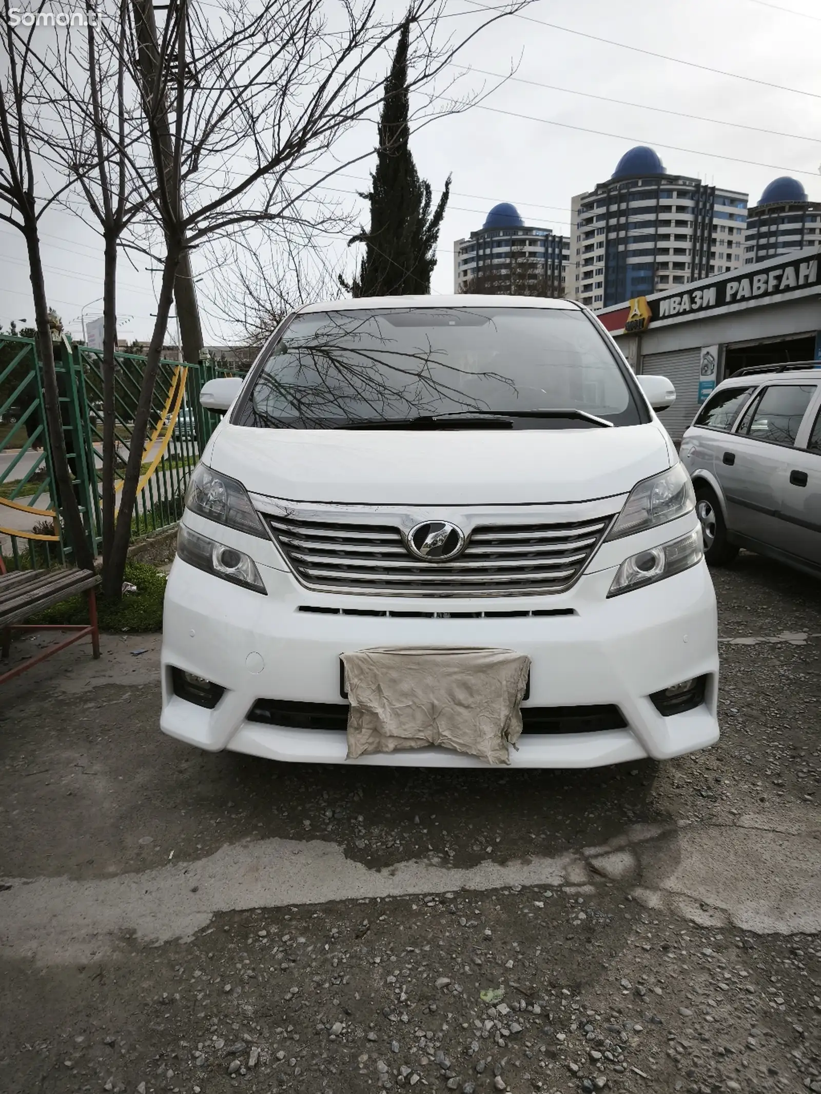 Toyota Vellfire, 2008-1