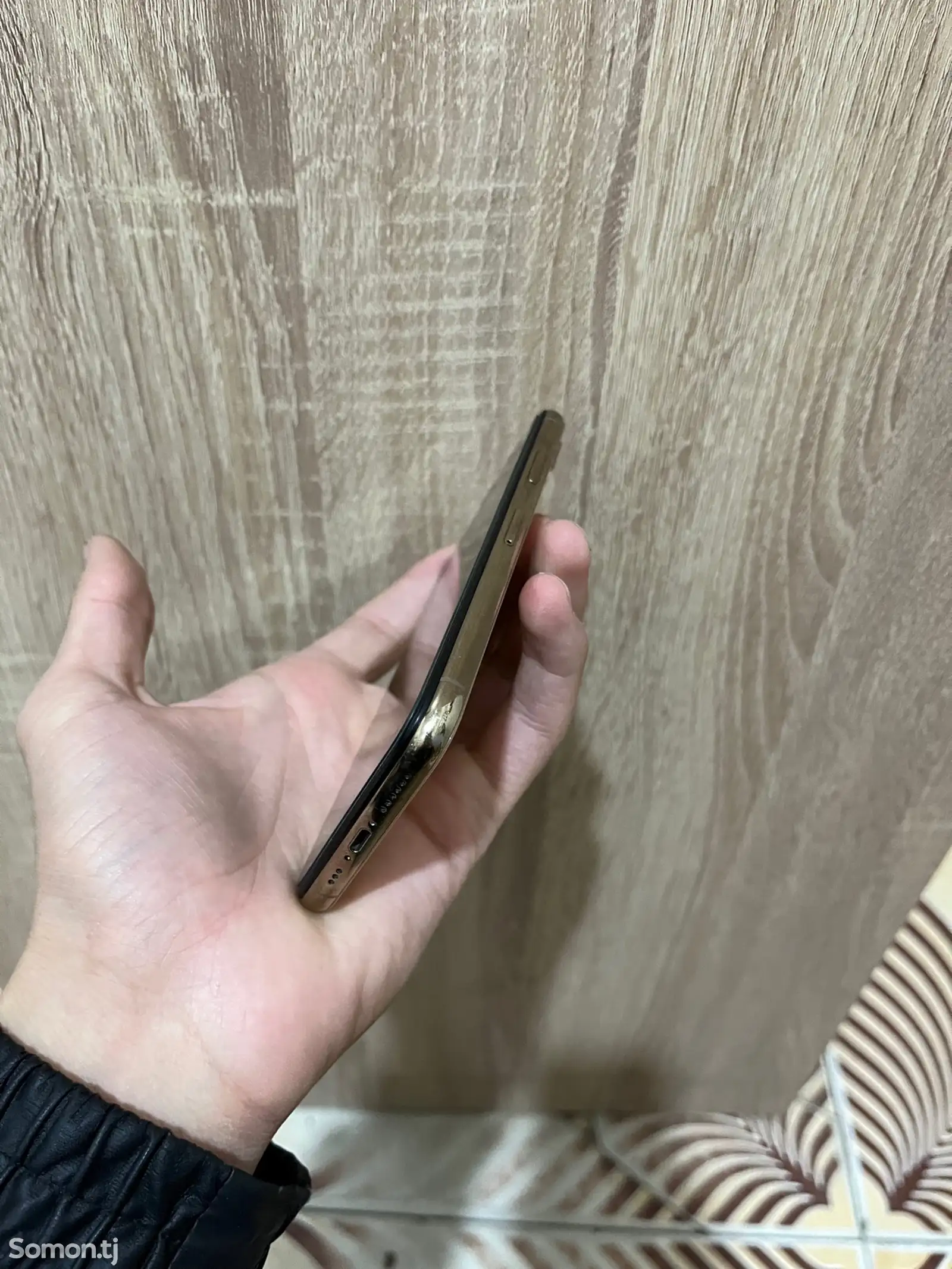 Apple iPhone Xs, 64 gb, Gold-3