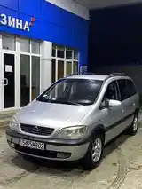 Opel Zafira, 2000-2