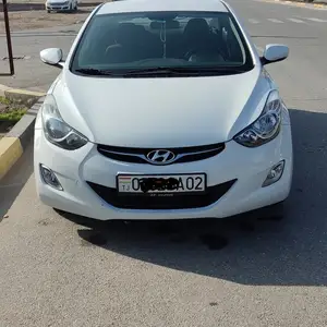 Hyundai Avante, 2011