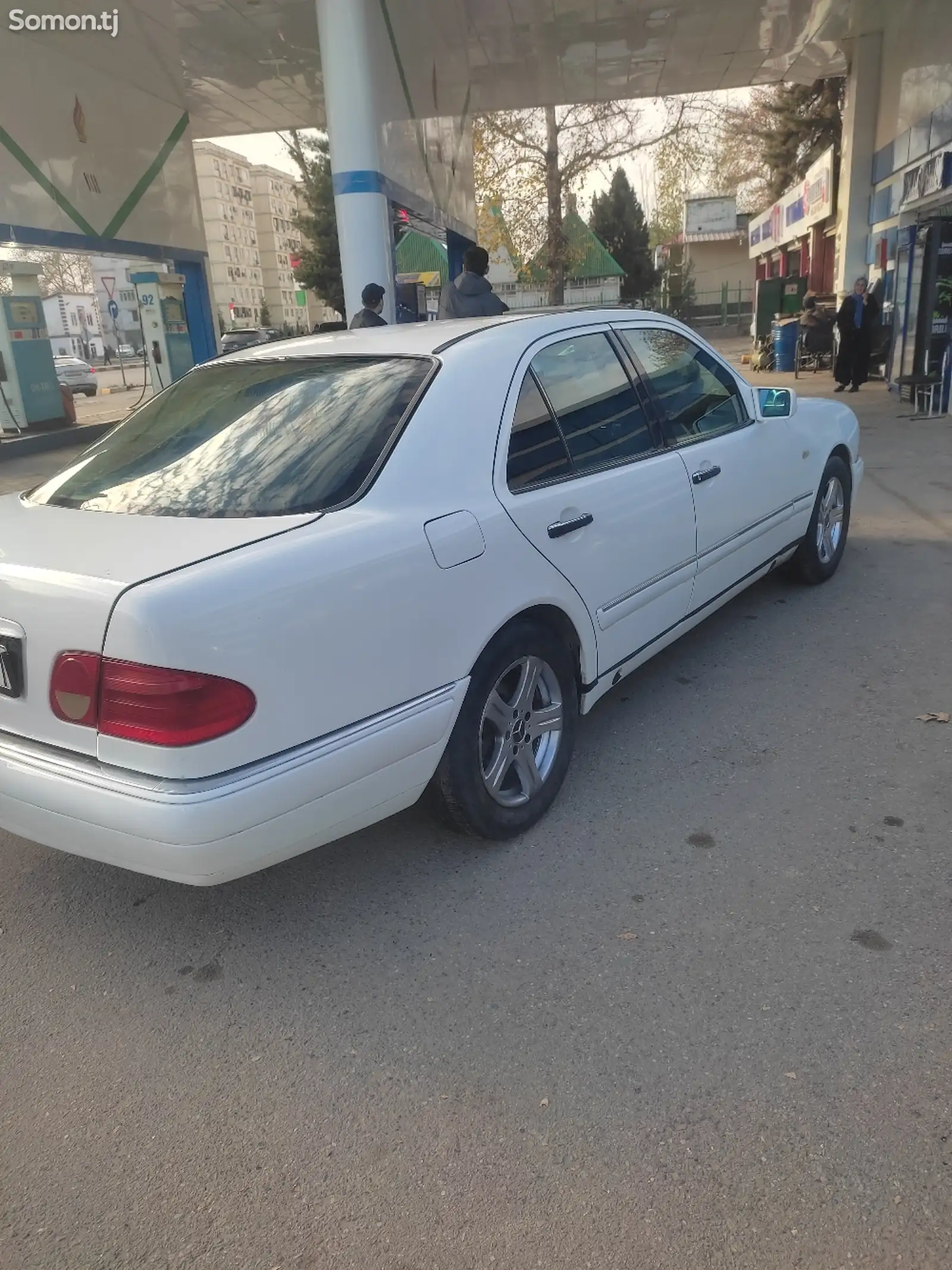 Mercedes-Benz E class, 1996-1