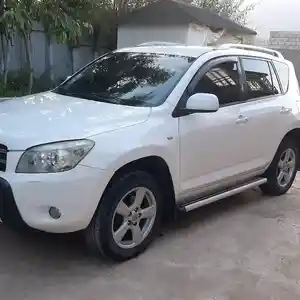 Toyota RAV 4, 2008