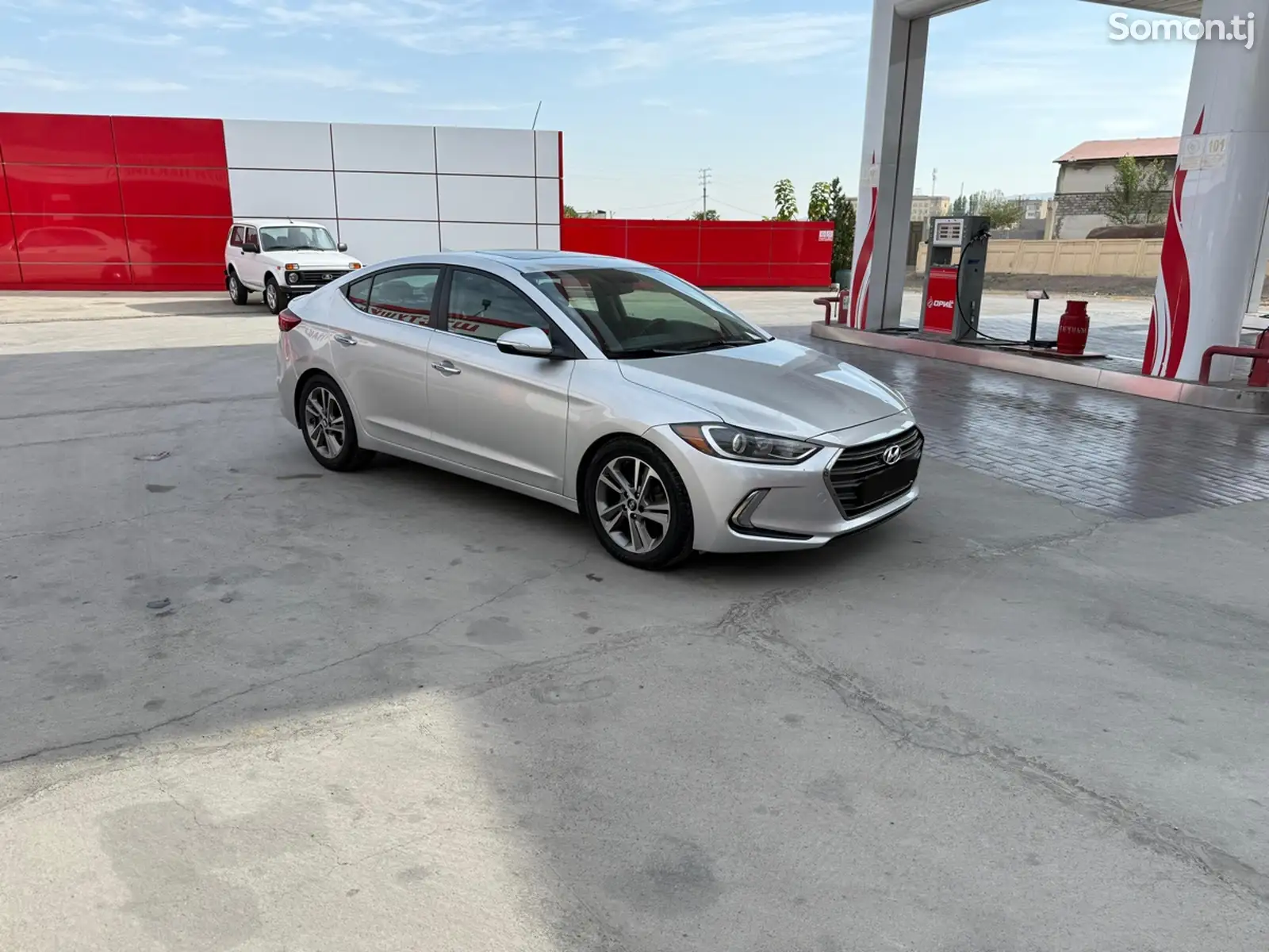 Hyundai Elantra, 2017-6