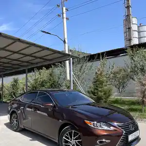 Lexus ES series, 2018