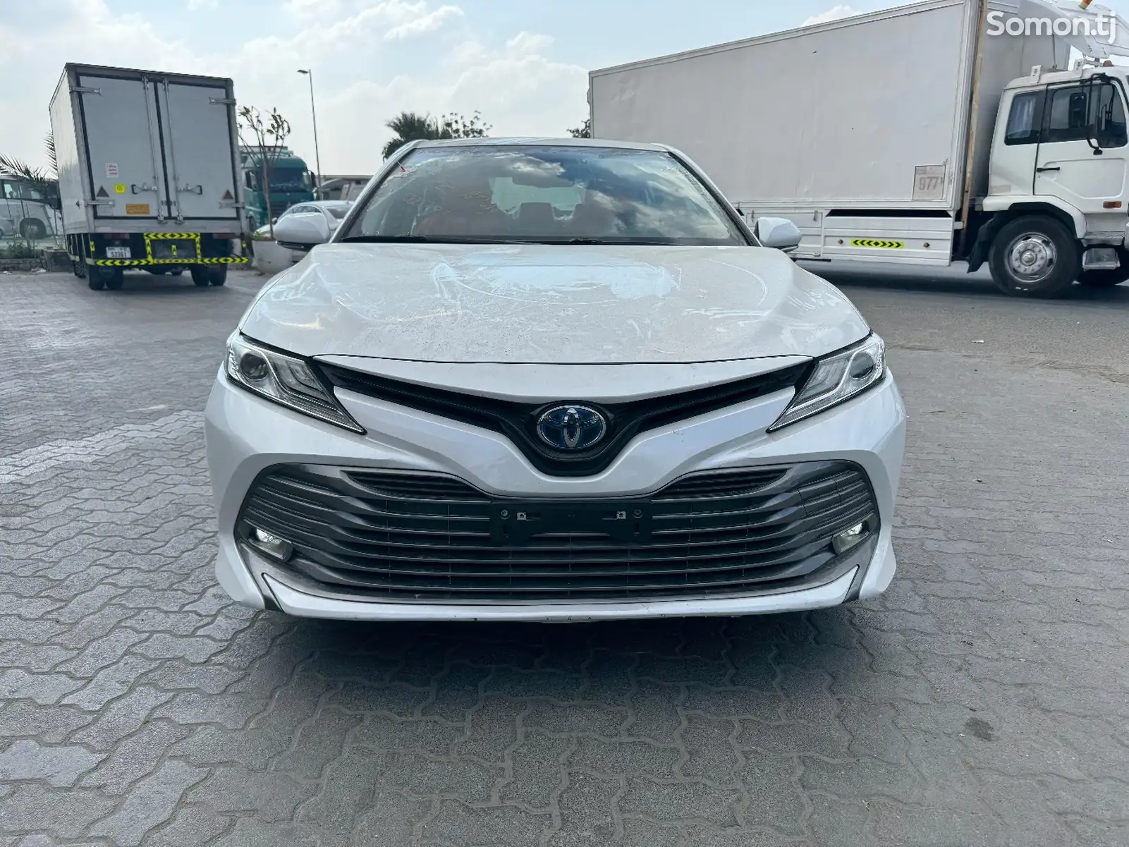 Toyota Camry, 2018-1