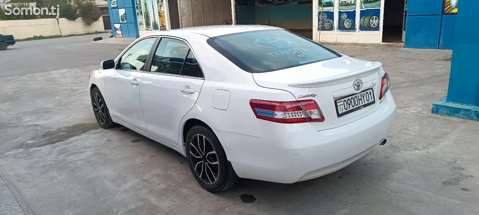 Toyota Camry, 2011-1