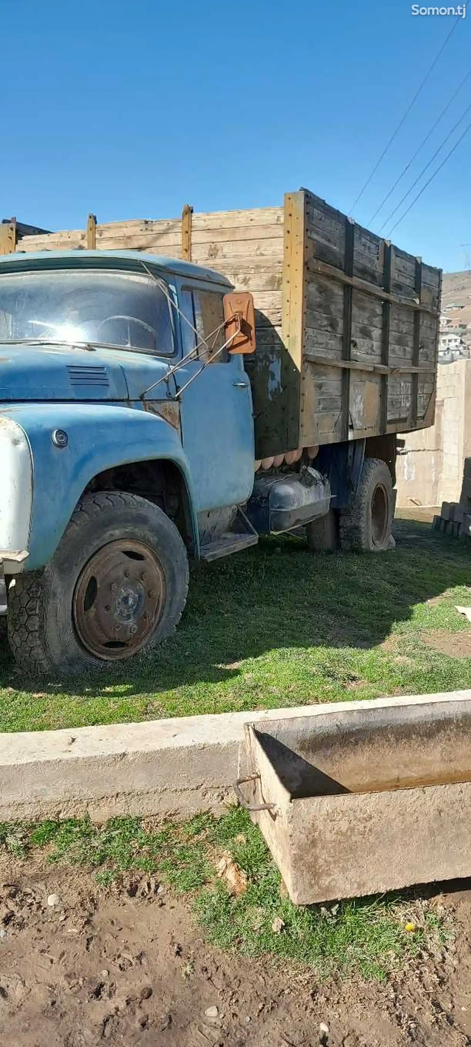 Бортовой грузовик Зил 130-2