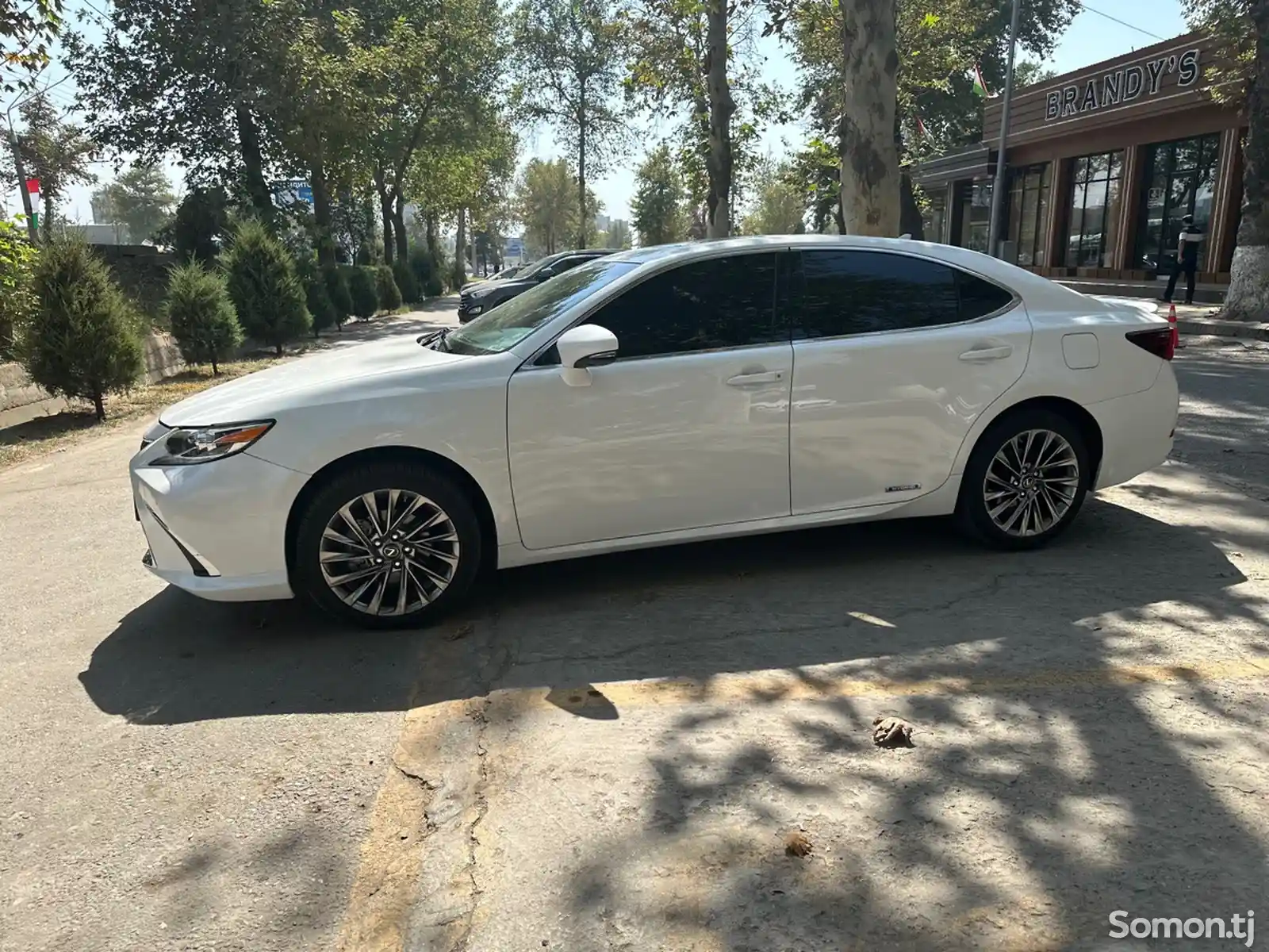 Lexus ES series, 2014-2