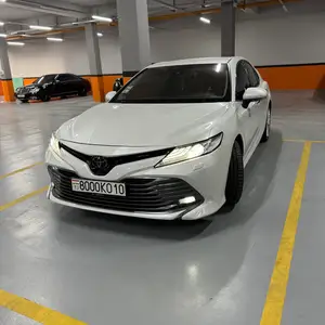 Toyota Camry, 2019