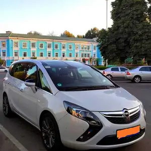 Opel Zafira, 2012