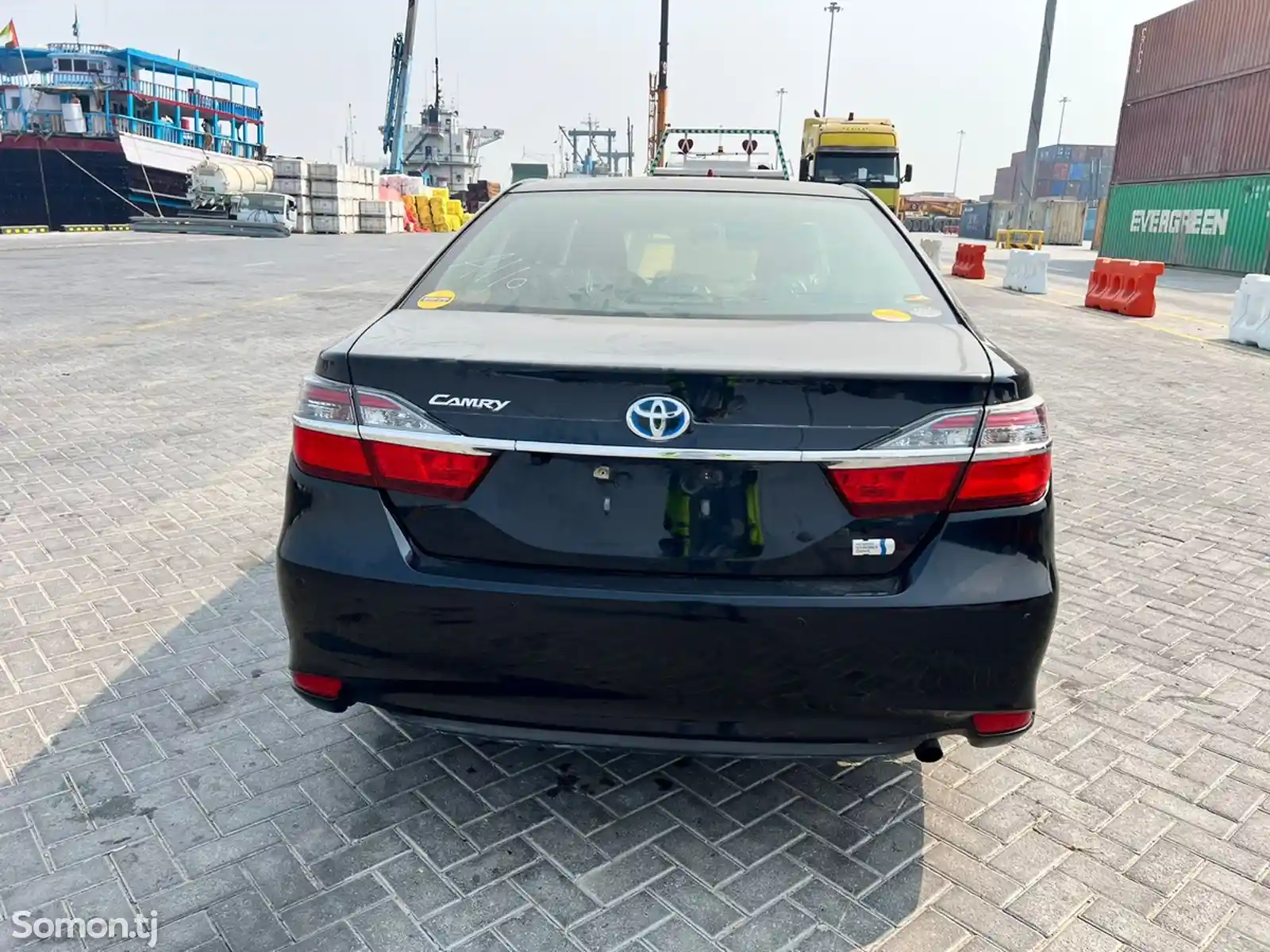 Toyota Camry, 2015-4