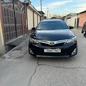 Toyota Camry, 2014