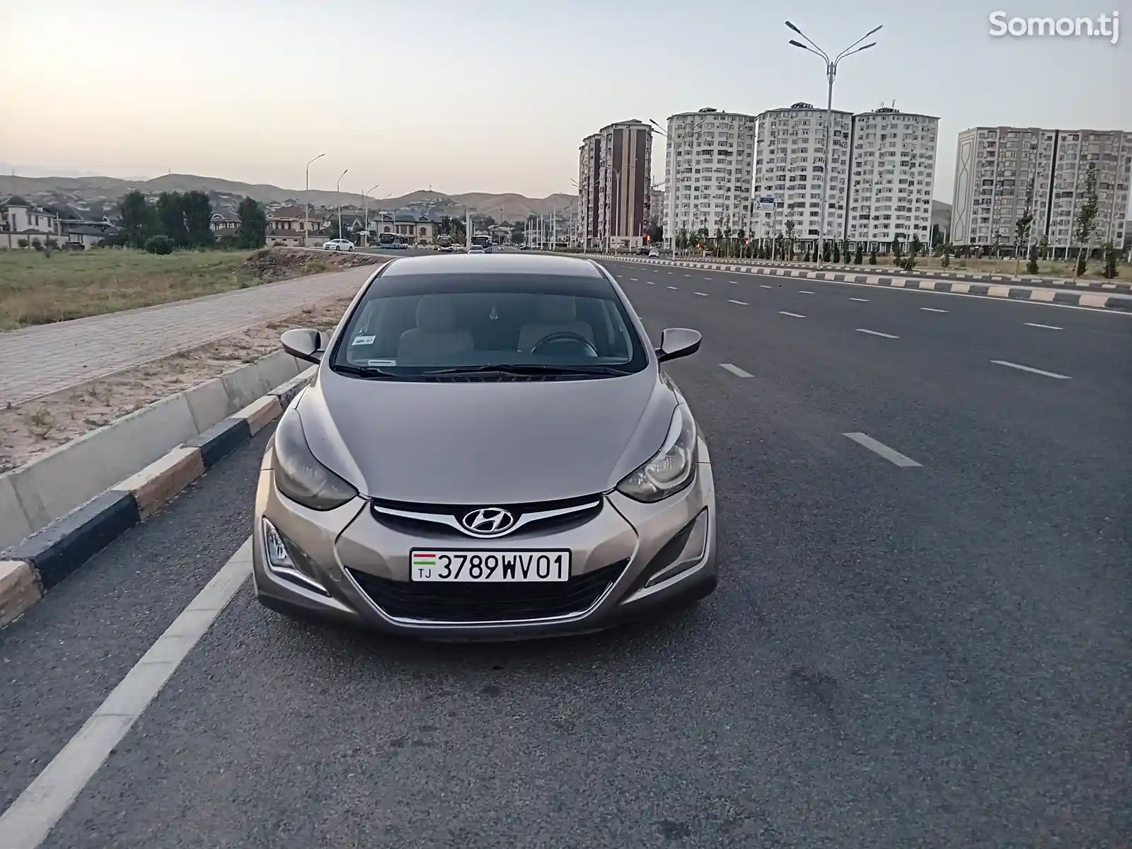 Hyundai Elantra, 2016-1