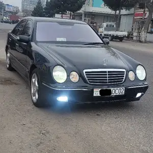 Mercedes-Benz E class, 2001