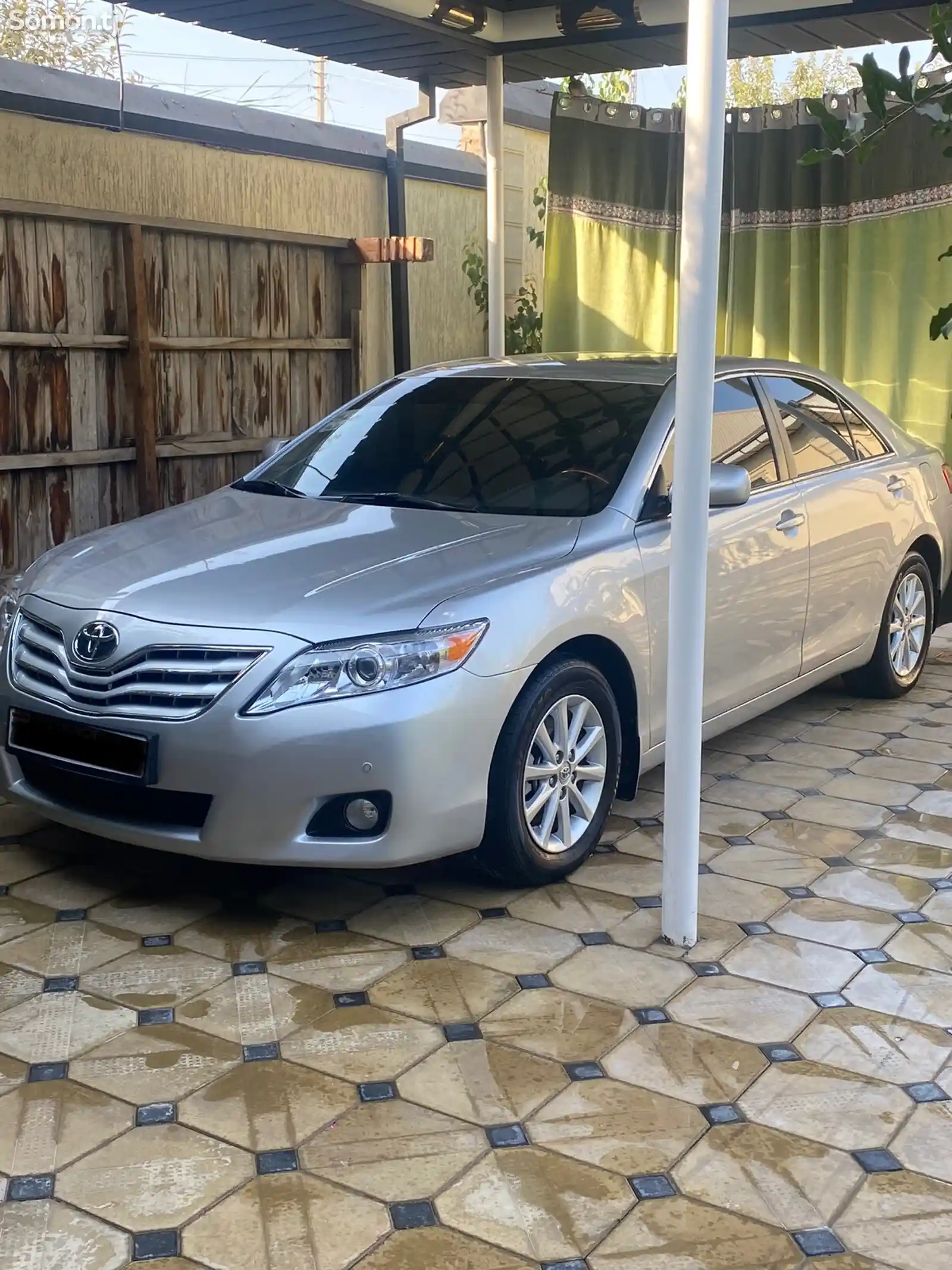 Toyota Camry, 2010-1