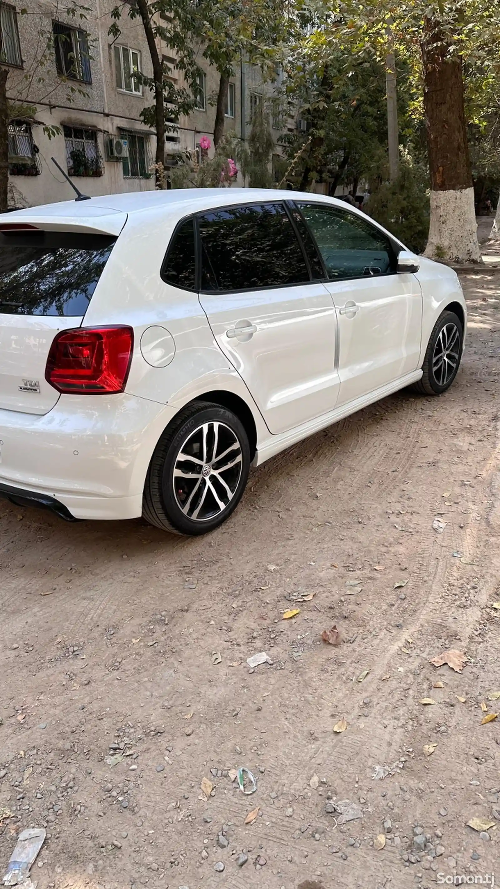 Volkswagen Polo, 2015-4