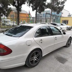 Mercedes-Benz E class, 2008