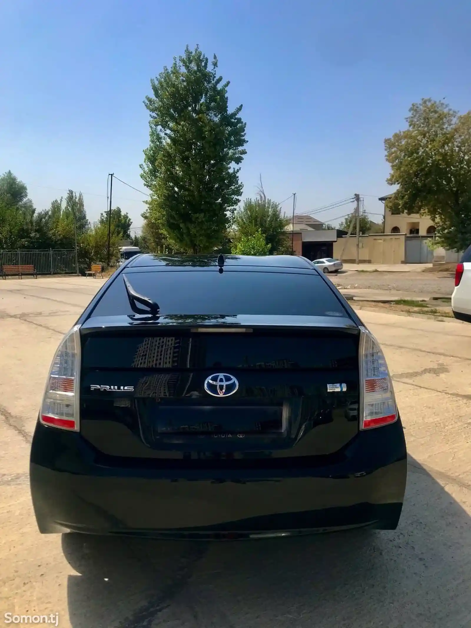 Toyota Prius, 2010-2