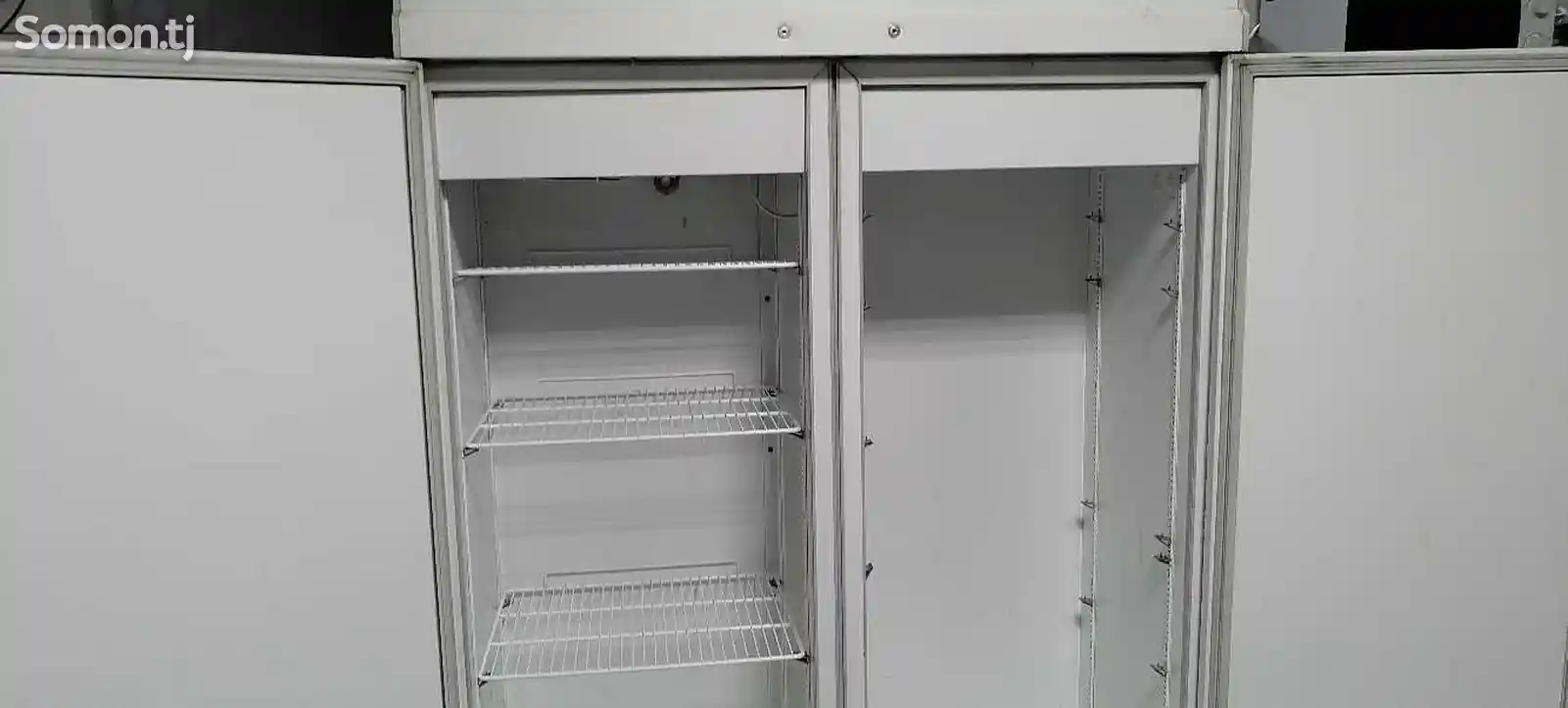 Шкаф холодильный-2