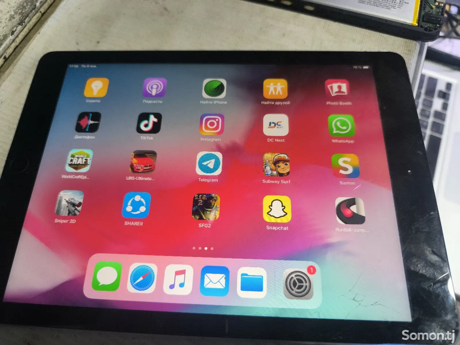 Планшет Apple iPad Air-1