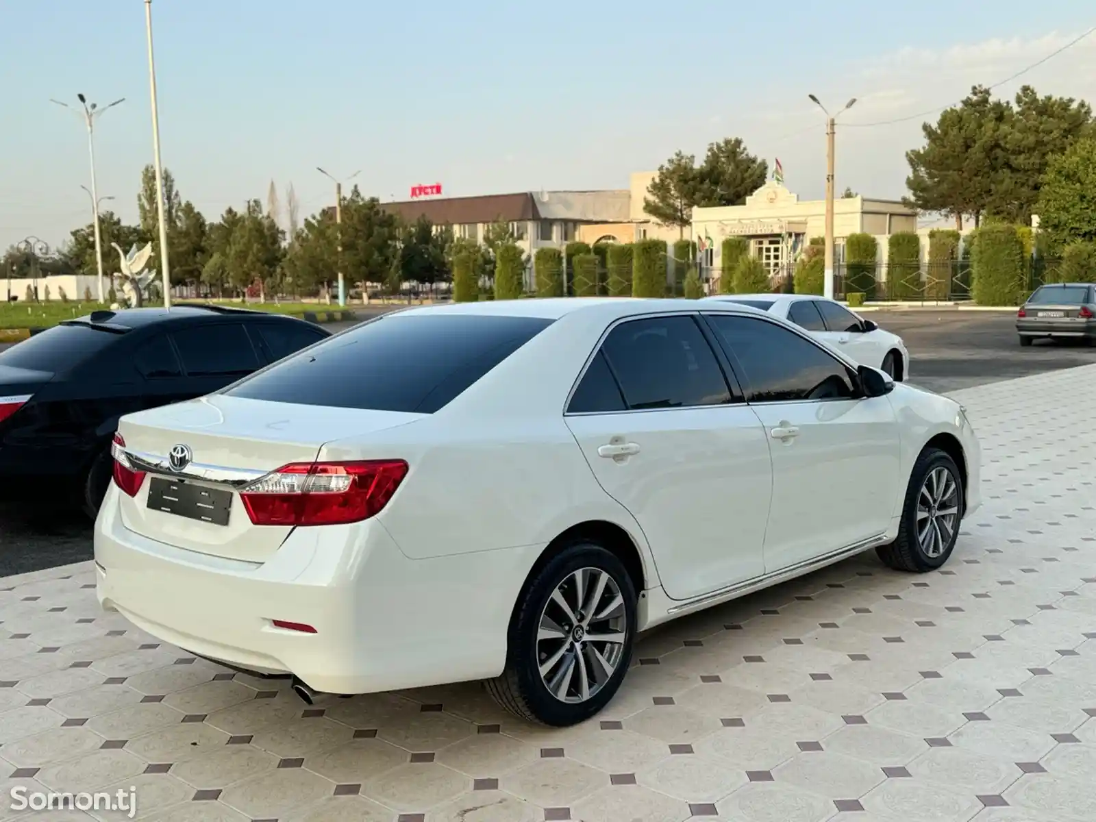 Toyota Camry, 2012-4