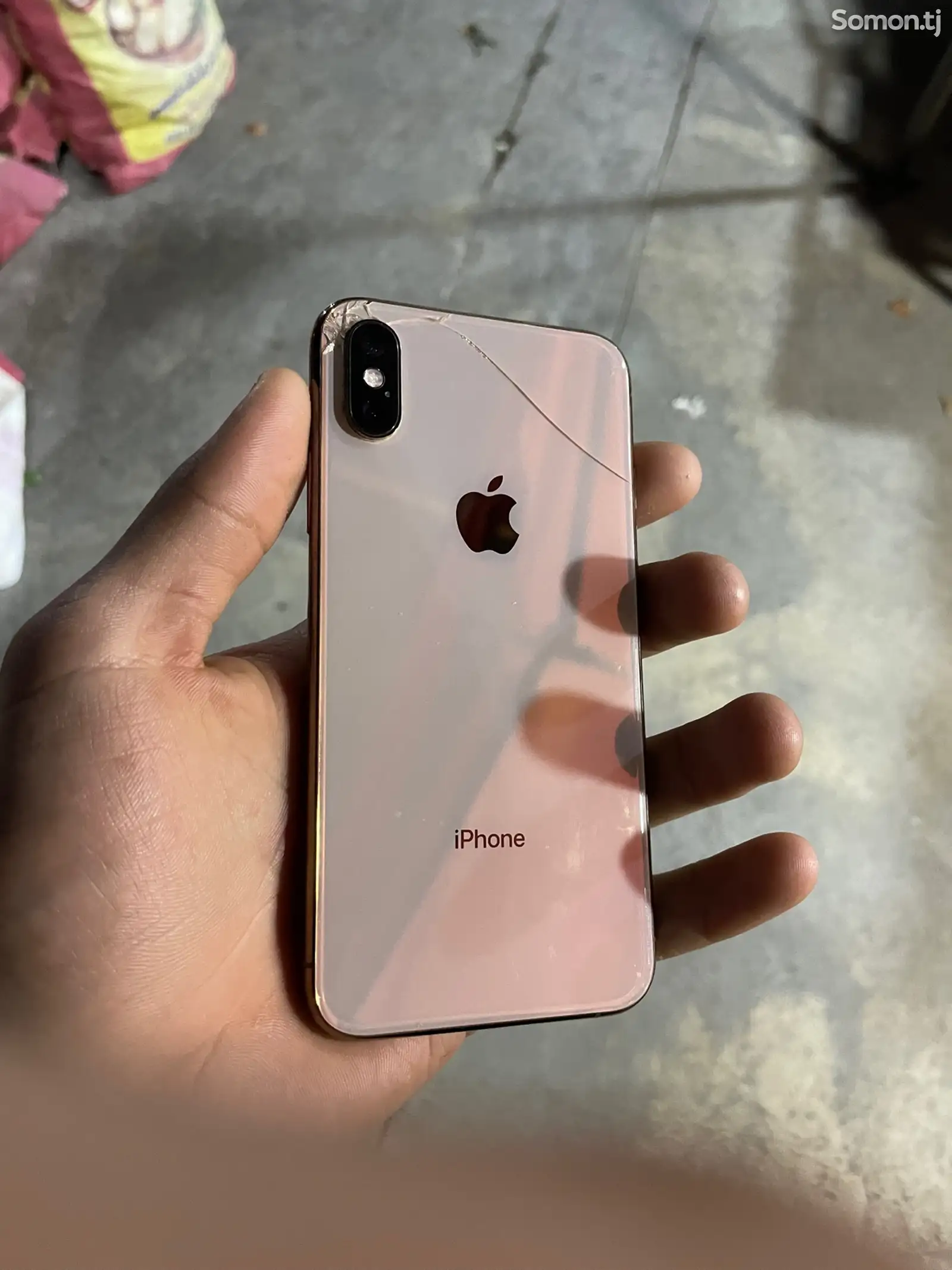 Apple iPhone Xs, 64 gb, Gold-1