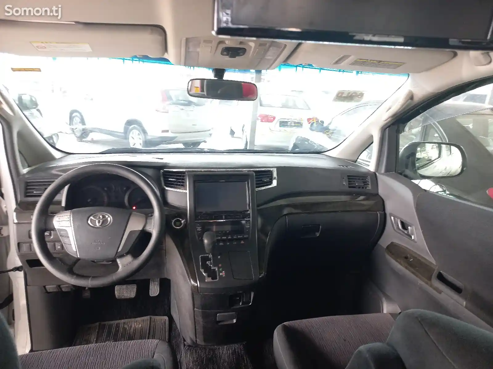 Toyota Vellfire, 2014-14