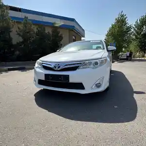 Toyota Camry, 2014