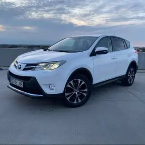 Toyota RAV 4, 2015