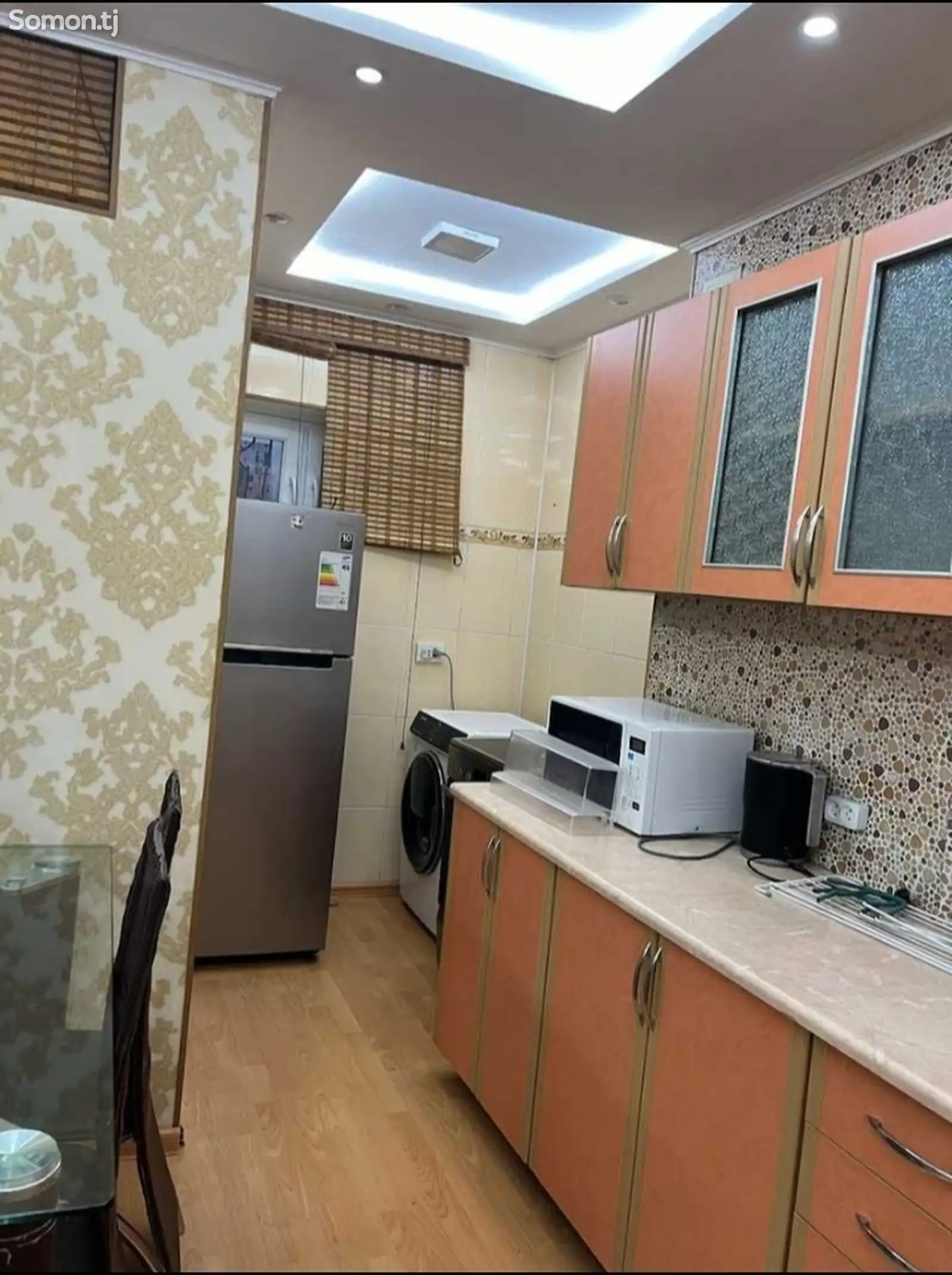 2-комн. квартира, 9 этаж, 65м², Рупаруй Цум-8