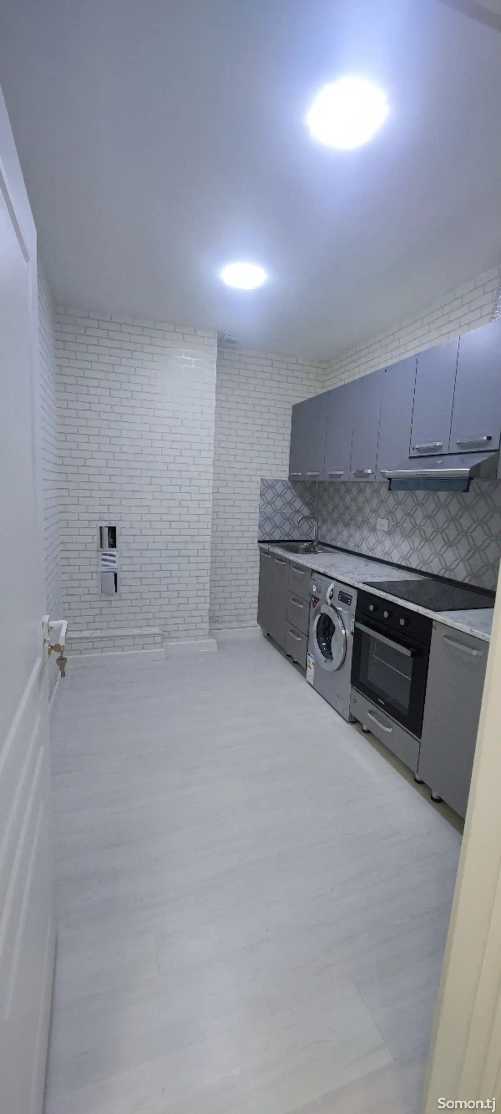 2-комн. квартира, 10 этаж, 56 м², Фирдавси-8