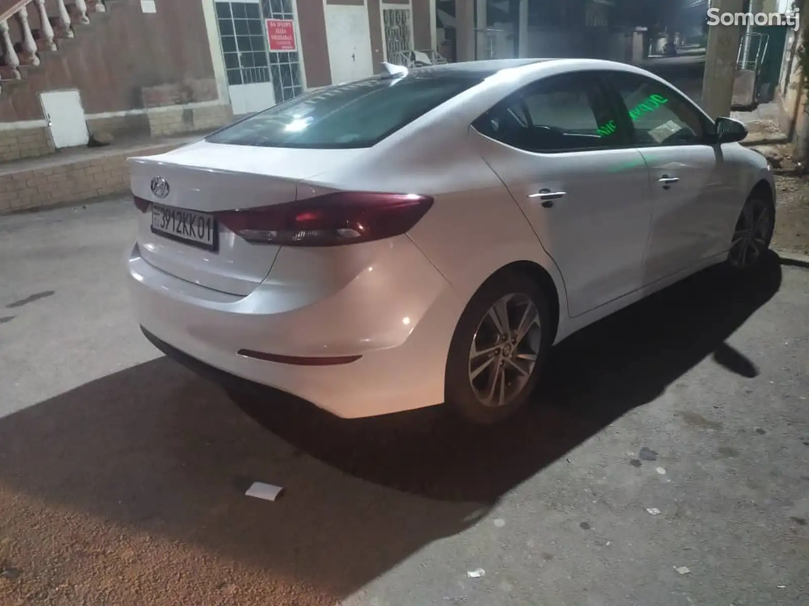 Hyundai Elantra, 2017-1