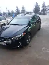 Hyundai Elantra, 2017-6