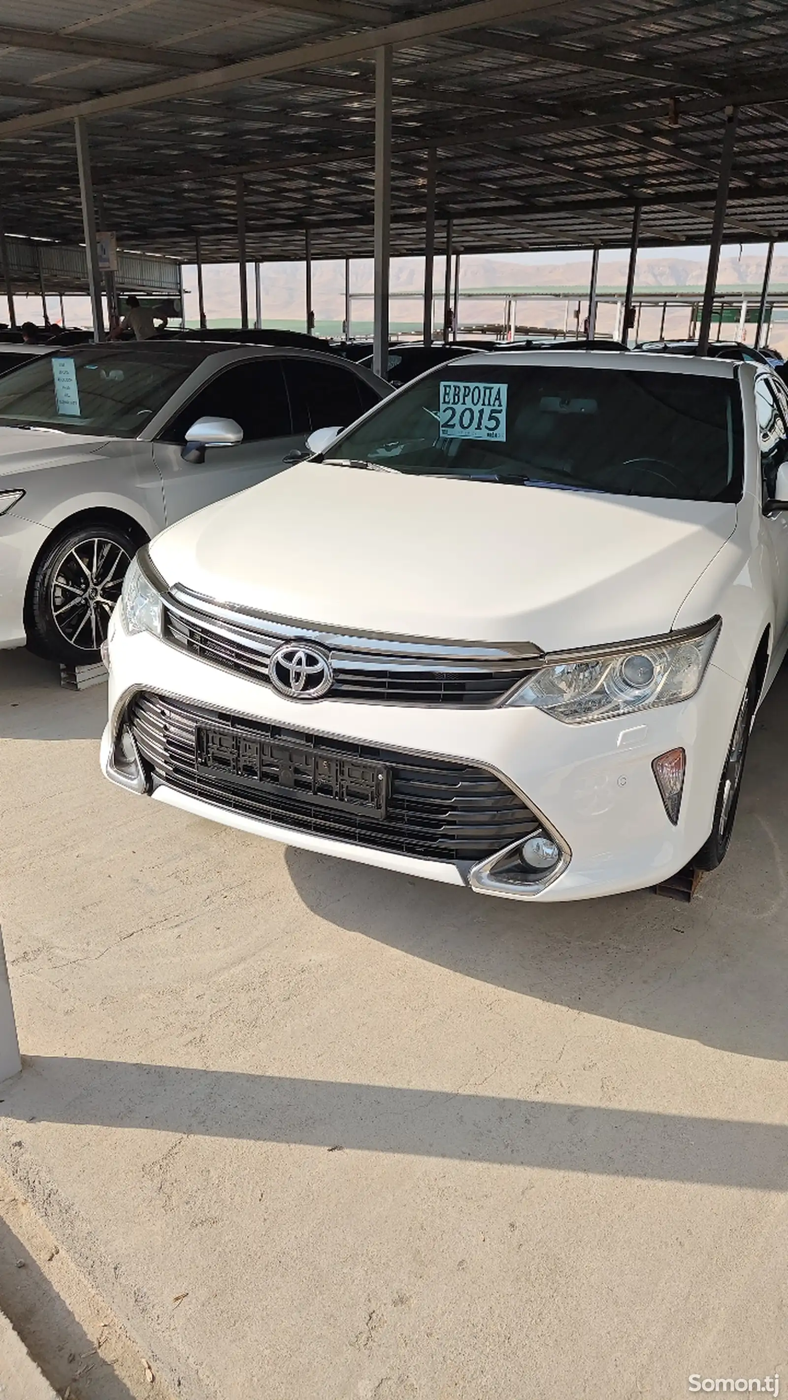 Toyota Camry, 2015-1