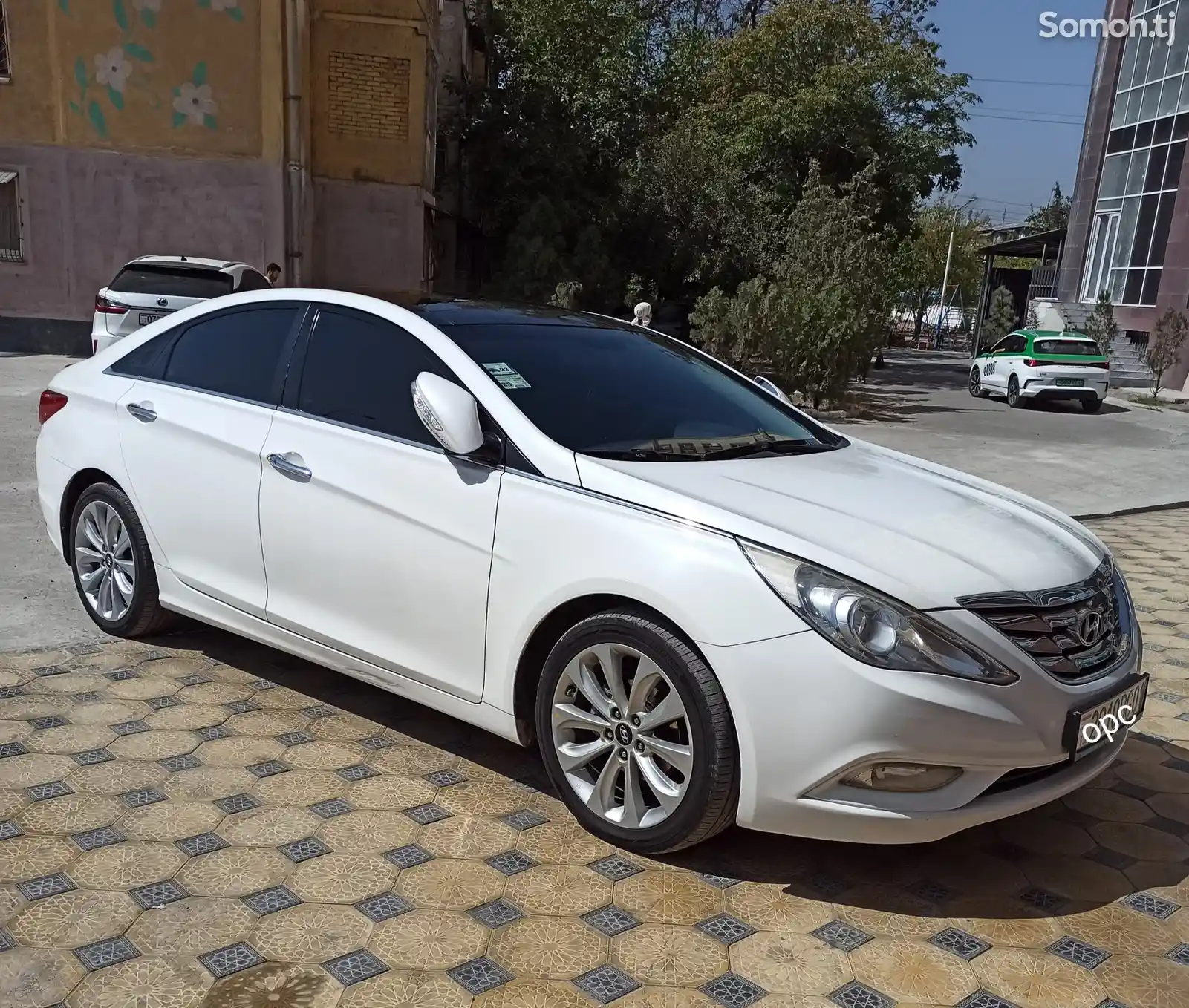 Hyundai Sonata, 2011-1