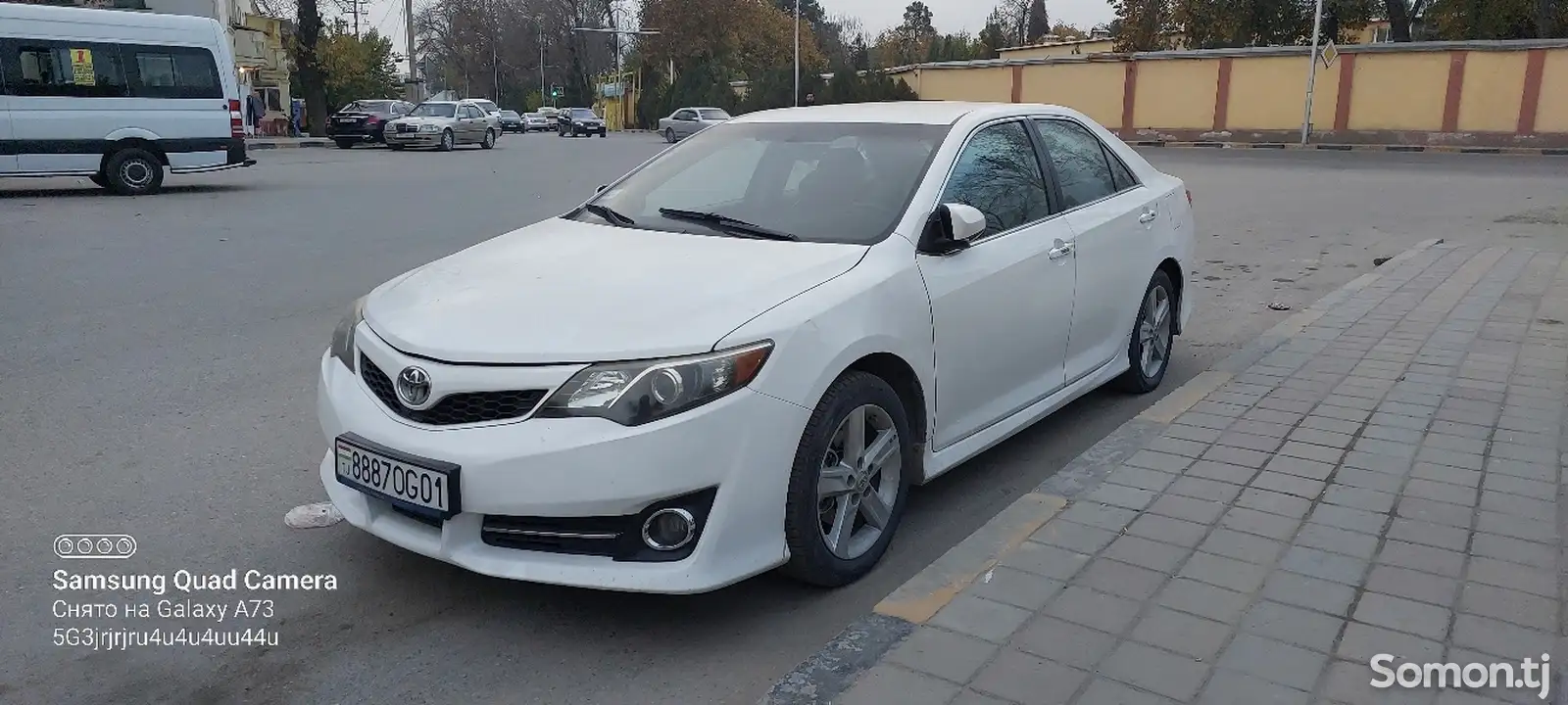 Toyota Camry, 2012-1