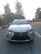 Lexus ES series, 2017-2