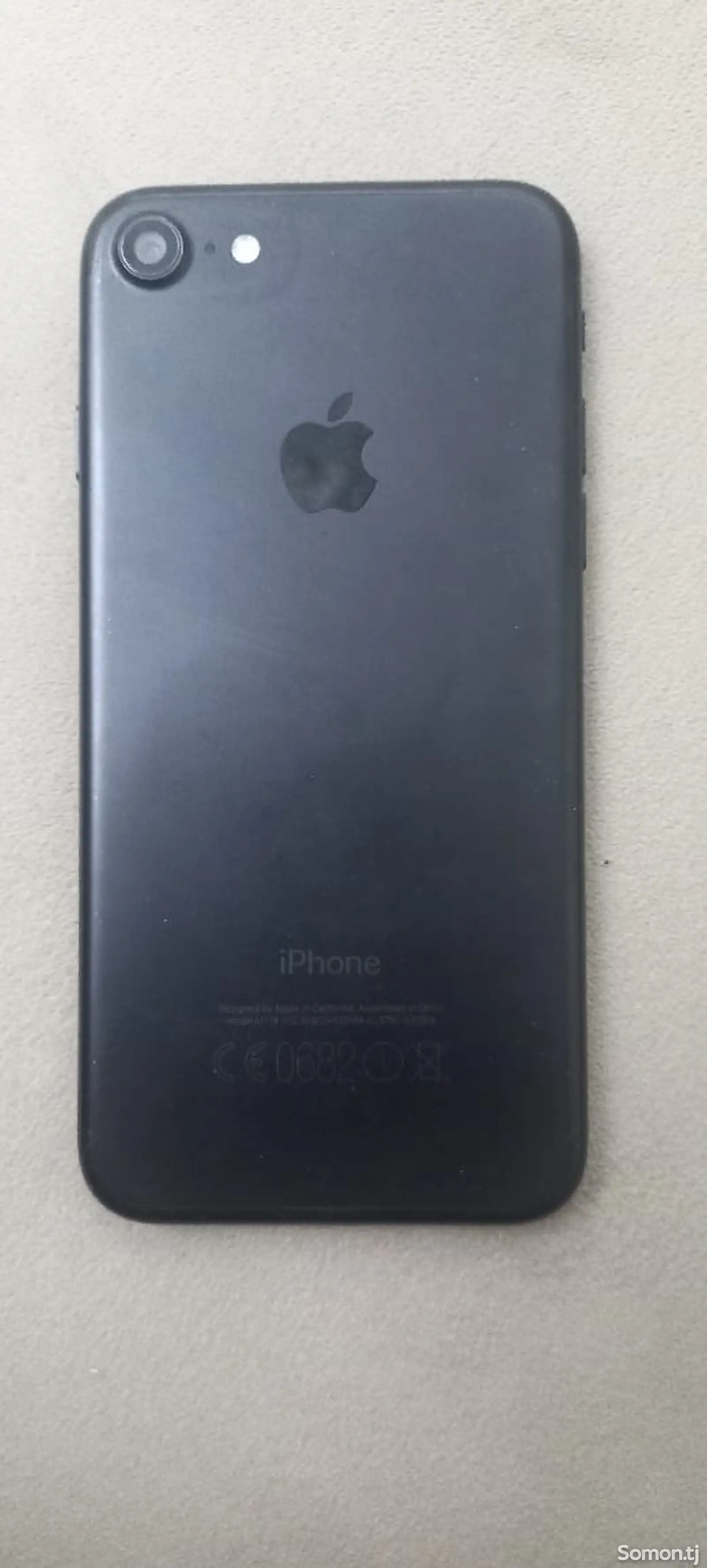 Apple iPhone 7, 32 gb-1