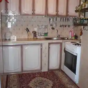 4-комн. квартира, 2 этаж, 90 м², И. Сомони