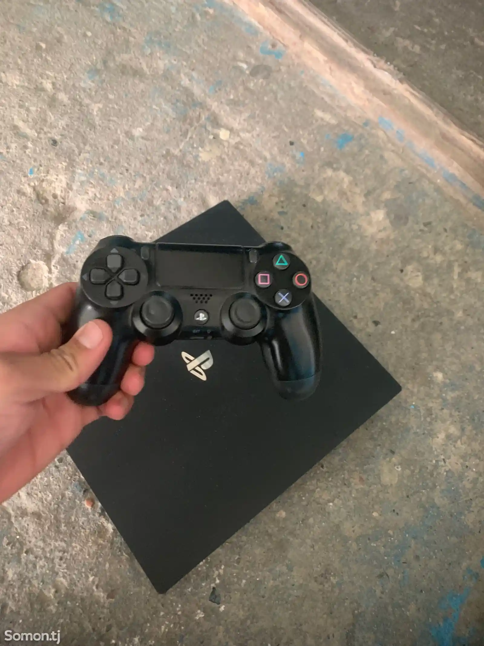 Игровая приставка Sony PlayStation 4 Pro-3