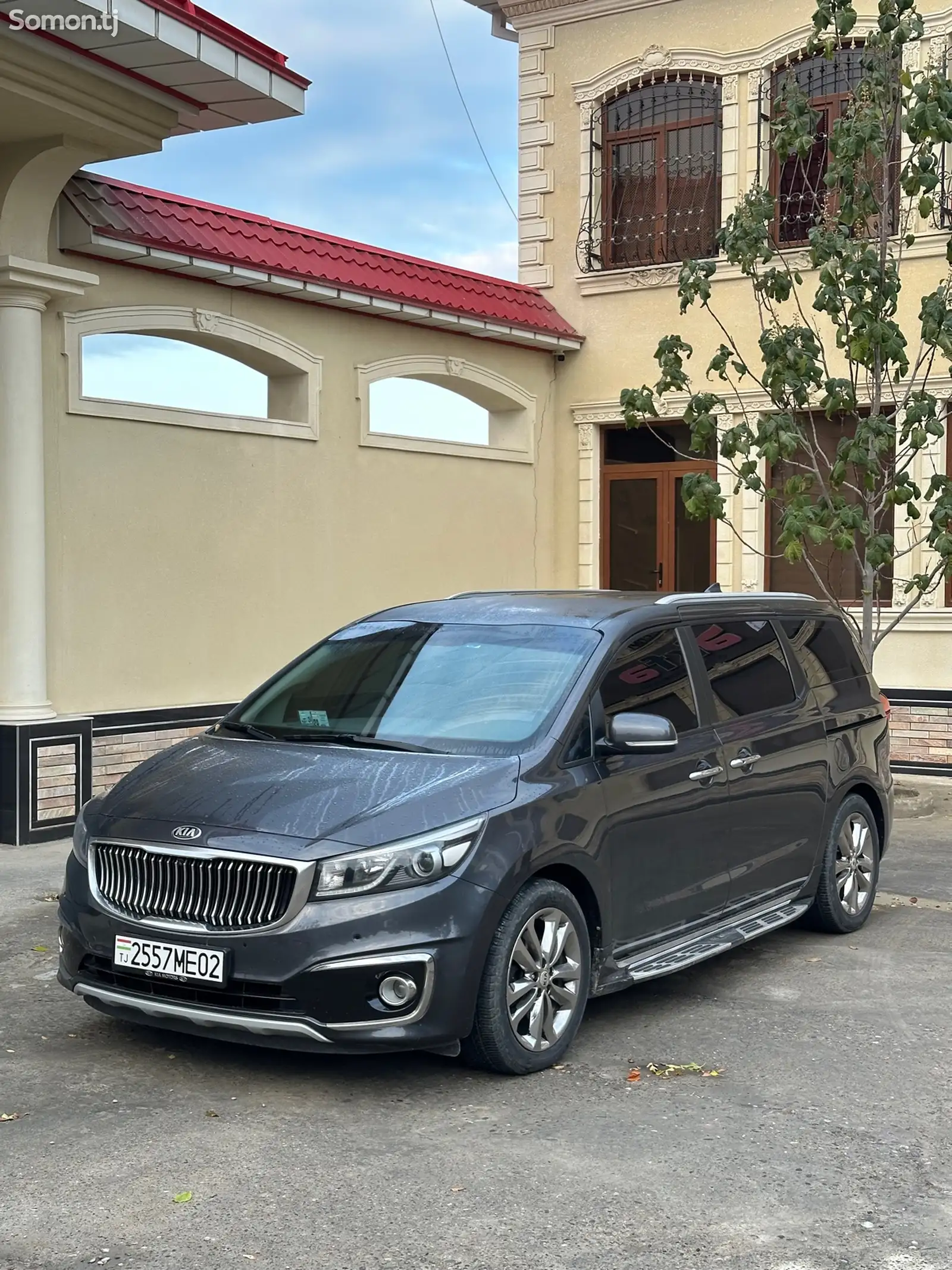 Kia Carnival, 2017-1