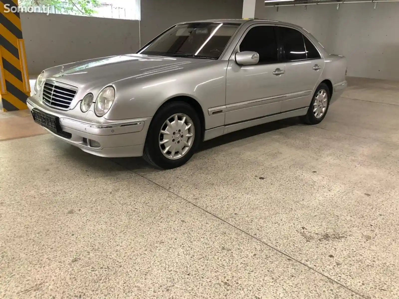 Mercedes-Benz E class, 2001-5