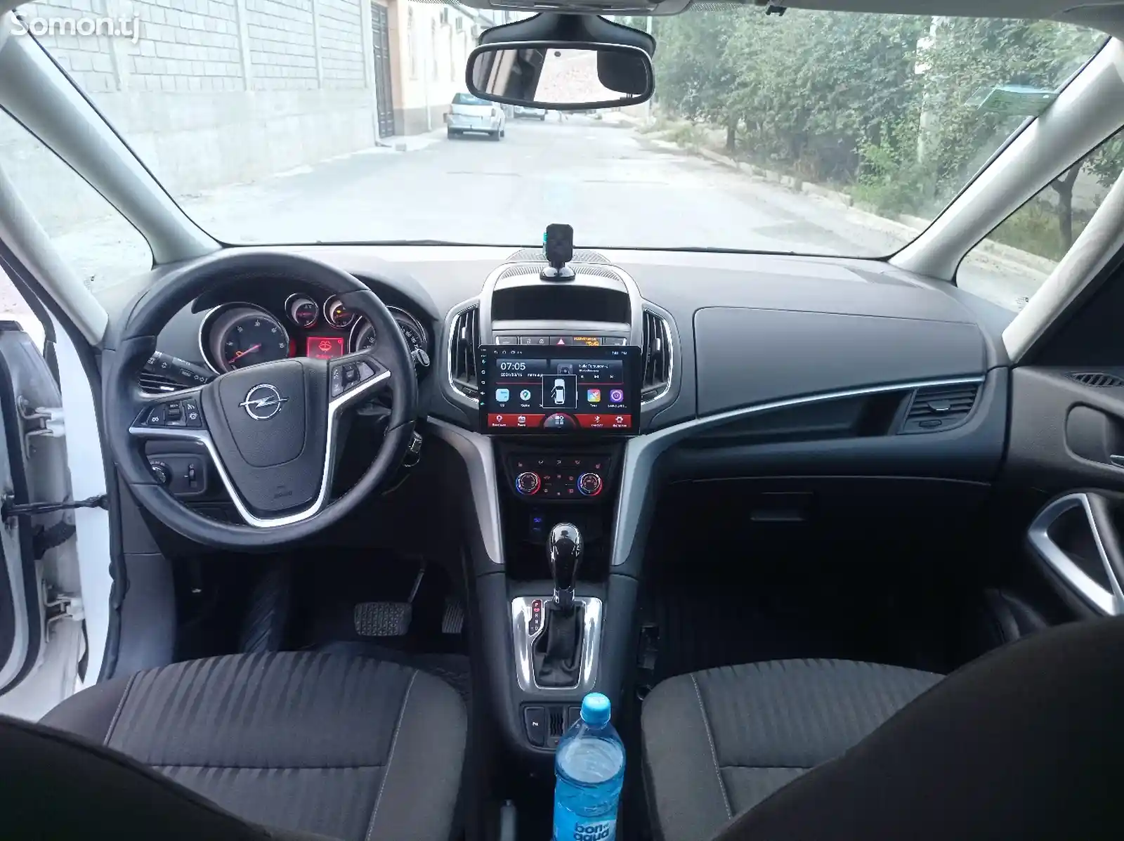 Opel Zafira, 2015-8